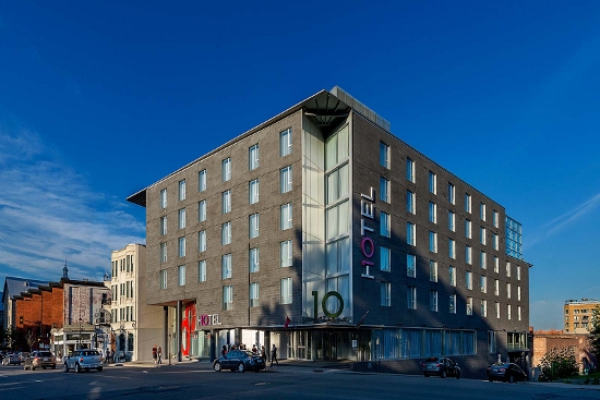 Hotel 10 Montreal 550x367