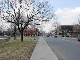 Sainte-Croix Boulevard