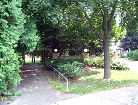 de Jumonville Hidden Path