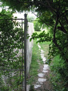 de Jumonville Hidden Path