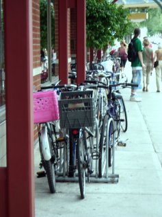 Plaza Saint-Hubert - Bicycles