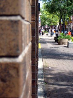 de la Gauchetiere Street