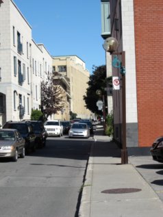 de la Gauchetiere Street