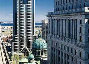 Sun Life Building - Montréal Tourisme