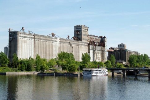 Montreal Attractions - Quays of the Old Port - SiloB